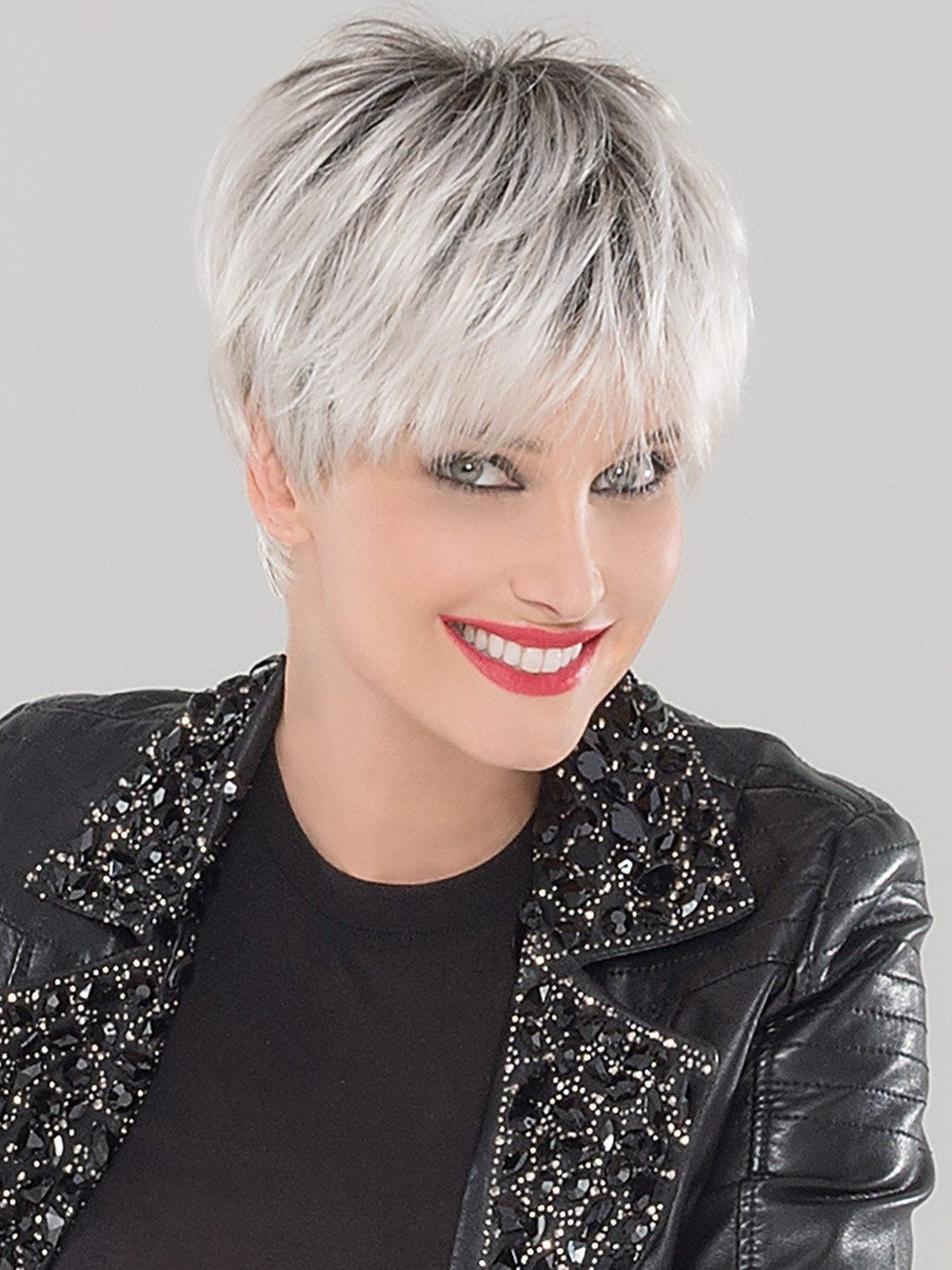 Short lace front wigs sale styles
