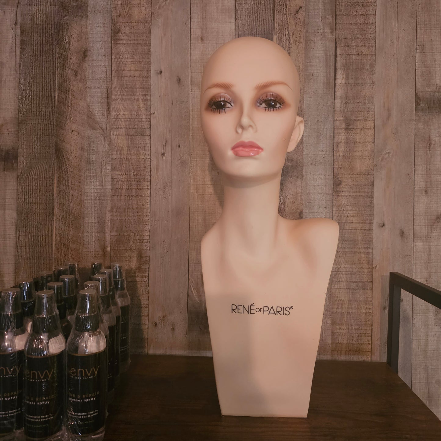 Mannequin Head