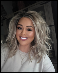 Riley Wig by Henry Margu | Synthetic Hair | Average Cap