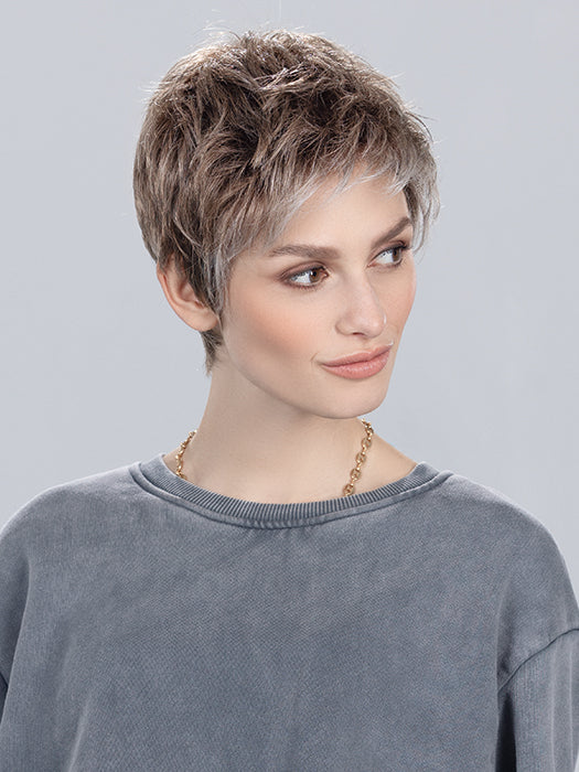 Chat Wig by Ellen Wille | Heat Friendly Synthetic