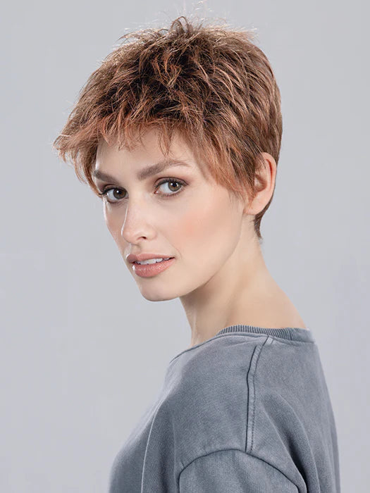 Chat Wig by Ellen Wille | Heat Friendly Synthetic