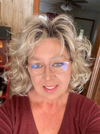 Onda Wig by Ellen Wille | Synthetic Hair | Petite/Average Cap