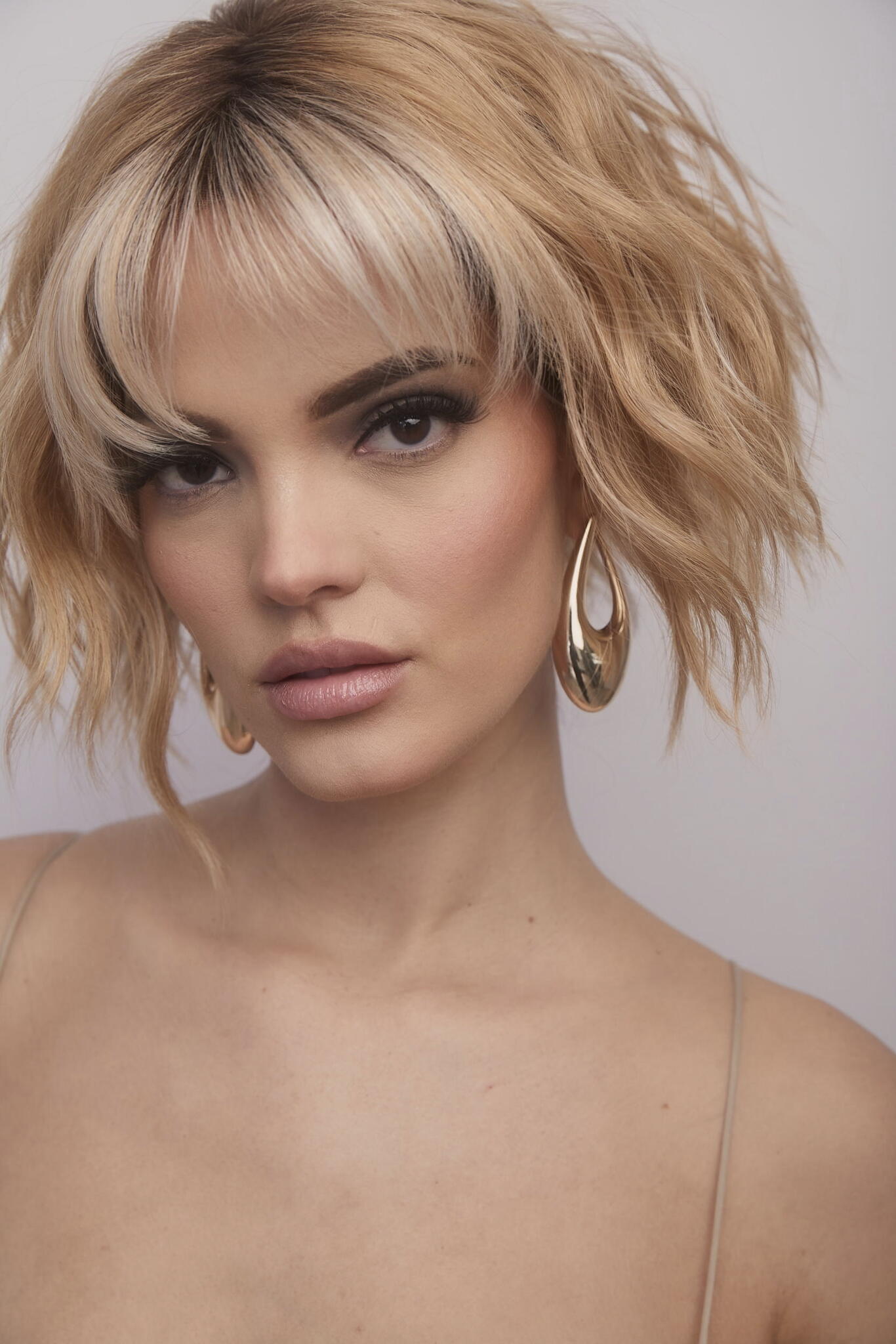 Rosanna by Rene of Paris | Synthetic Lace Front Wig (Lace Part)