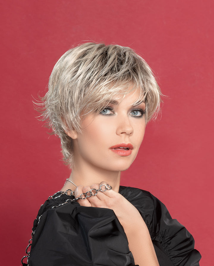 Open Wig by Ellen Wille | Mono Crown